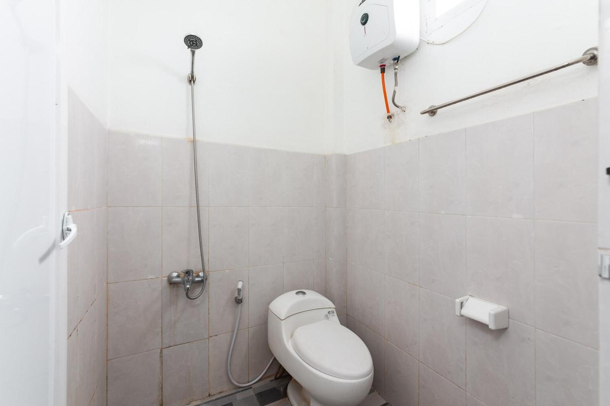 Hotel Reddoorz Syariah Near Rsud Zainoel Abidin