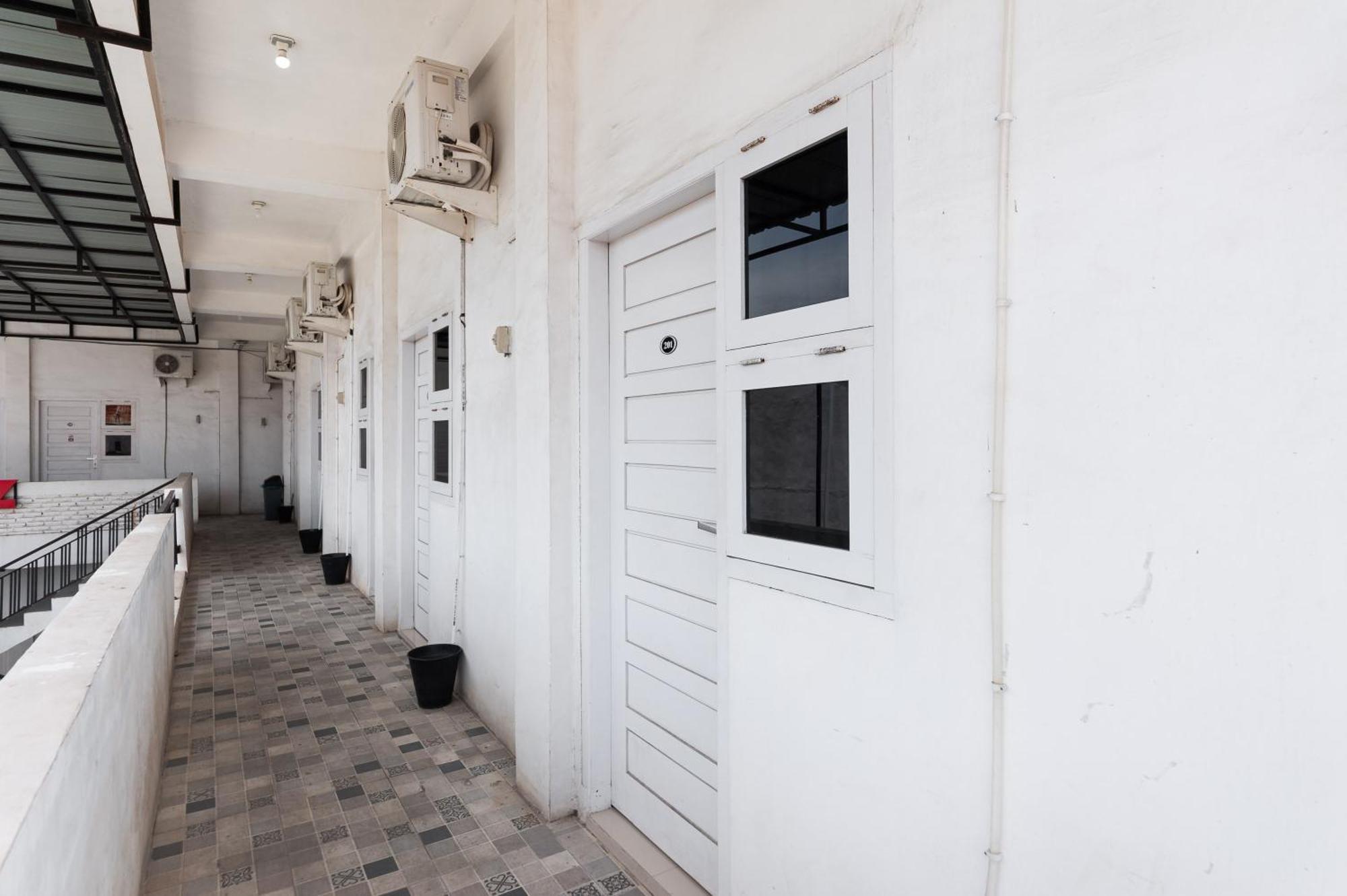 Reddoorz Syariah Near Rsud Zainoel Abidin Hotel