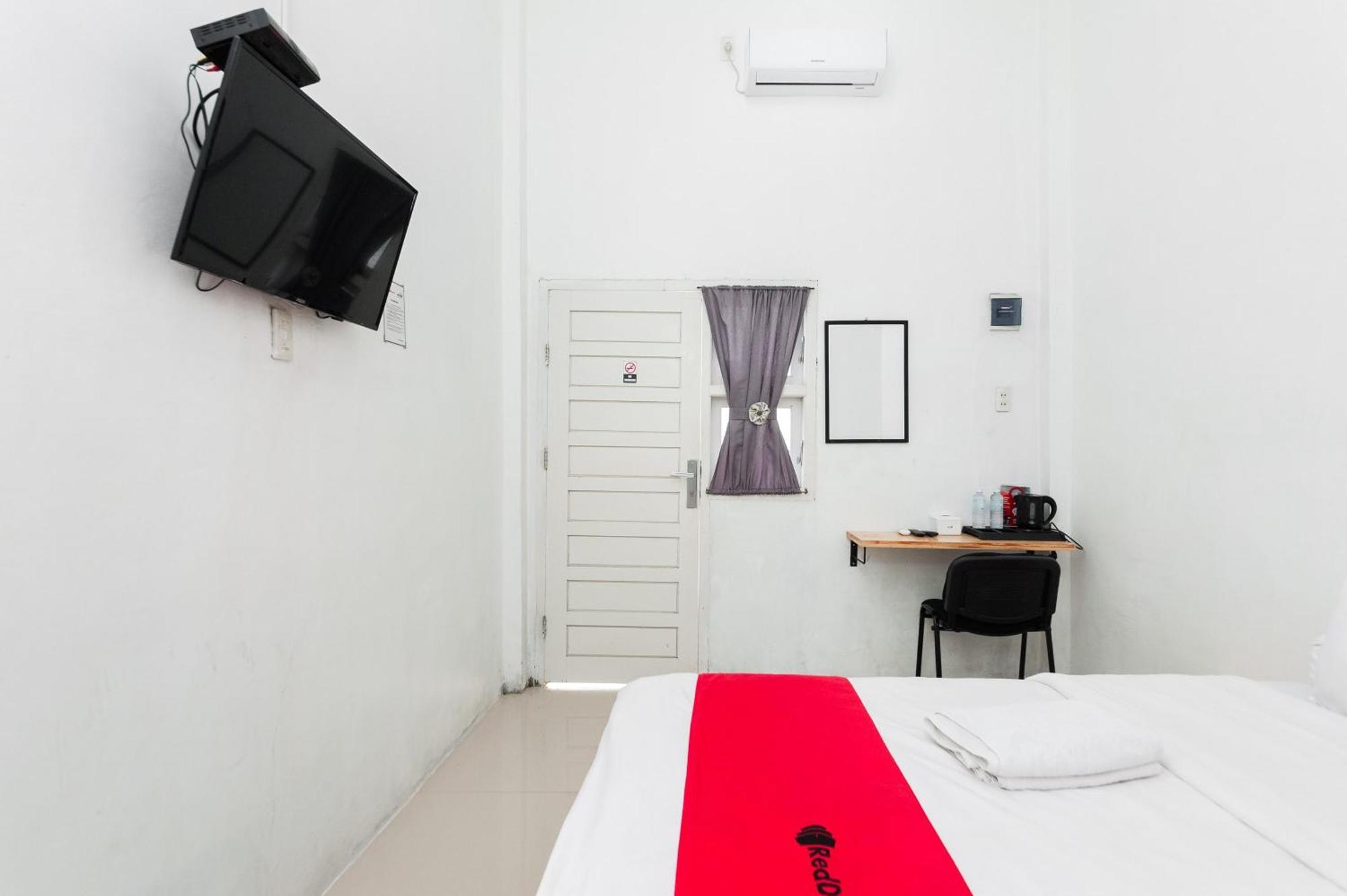 Hotel Reddoorz Syariah Near Rsud Zainoel Abidin Banda Aceh
